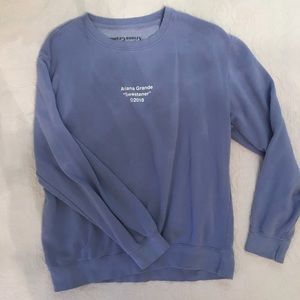 🍃Ariana Grande Sweatshirt